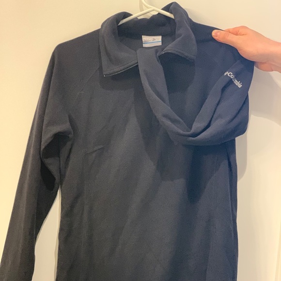 Columbia Fleece Pull Over - Picture 2 of 3